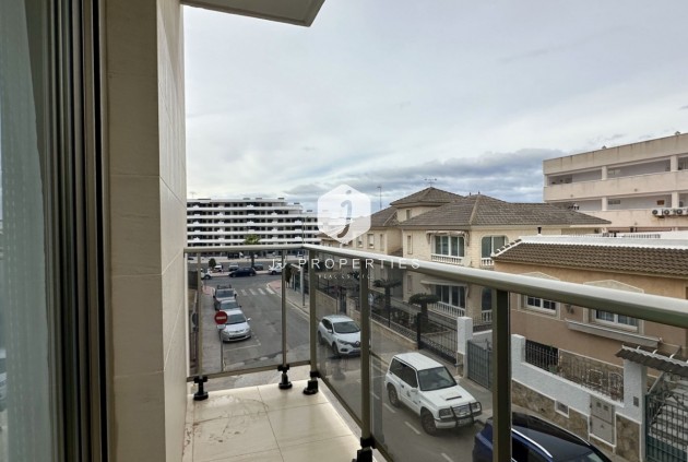 Tweedehands - Appartement / flat -
San Miguel de Salinas - Inland