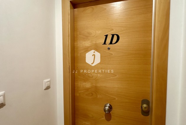 Tweedehands - Appartement / flat -
San Miguel de Salinas - Inland