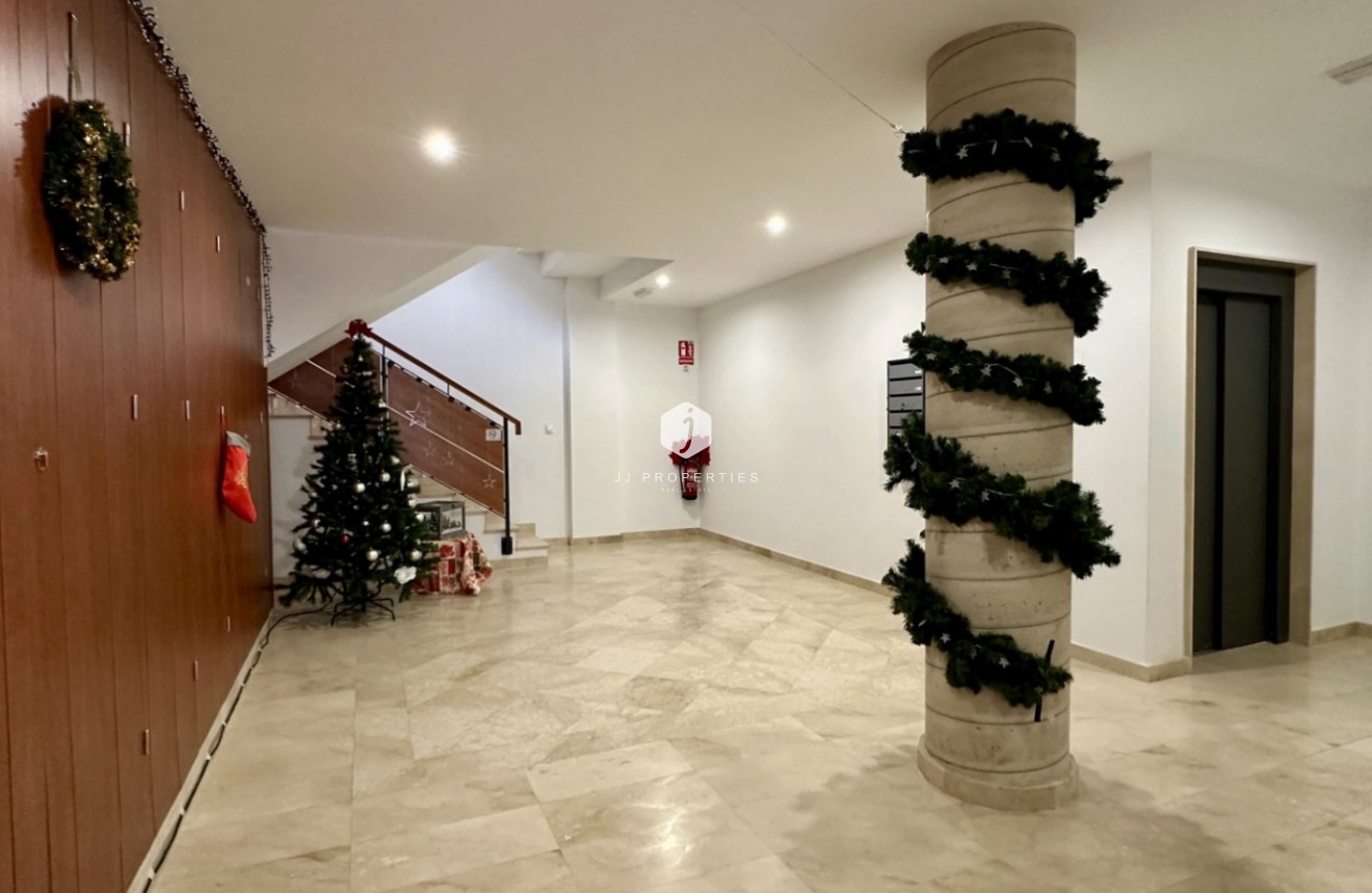 Tweedehands - Appartement / flat -
San Miguel de Salinas - Inland