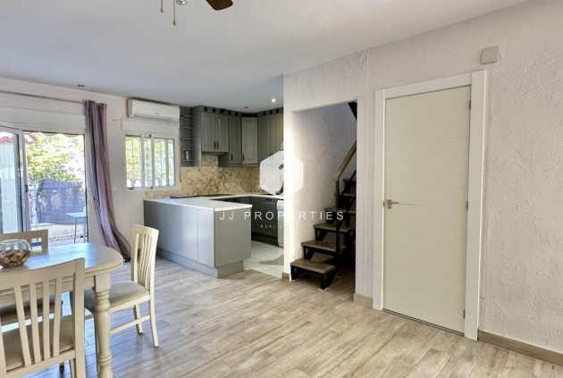 Z drugiej ręki - Szalet -
Guardamar del Segura - Costa Blanca