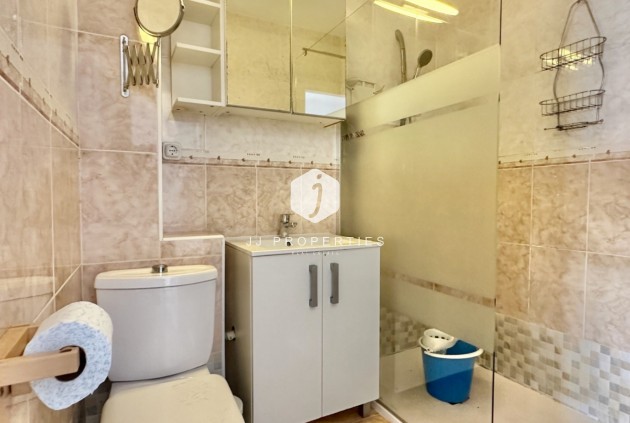 Z drugiej ręki - Szalet -
Guardamar del Segura - Costa Blanca