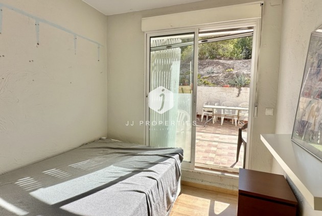 Z drugiej ręki - Szalet -
Guardamar del Segura - Costa Blanca