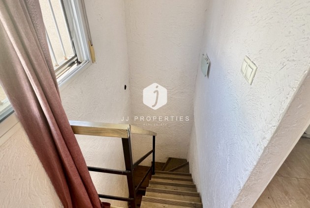 Z drugiej ręki - Szalet -
Guardamar del Segura - Costa Blanca