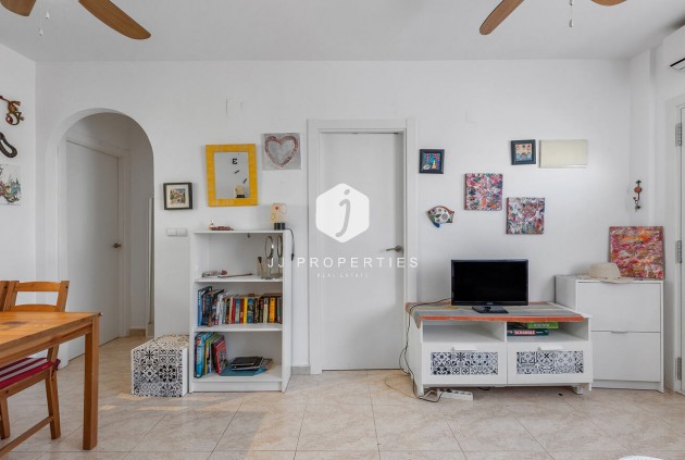 Aus zweiter Hand - Bungalow -
Orihuela Costa