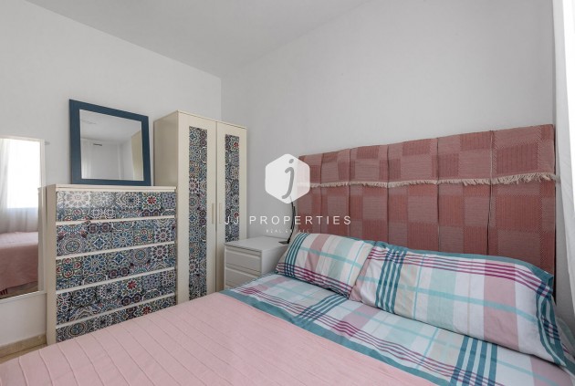 Aus zweiter Hand - Bungalow -
Orihuela Costa