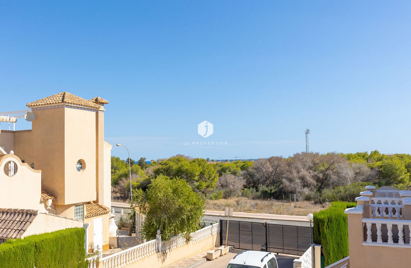 Aus zweiter Hand - Bungalow -
Orihuela Costa