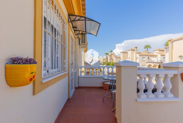 Aus zweiter Hand - Bungalow -
Orihuela Costa