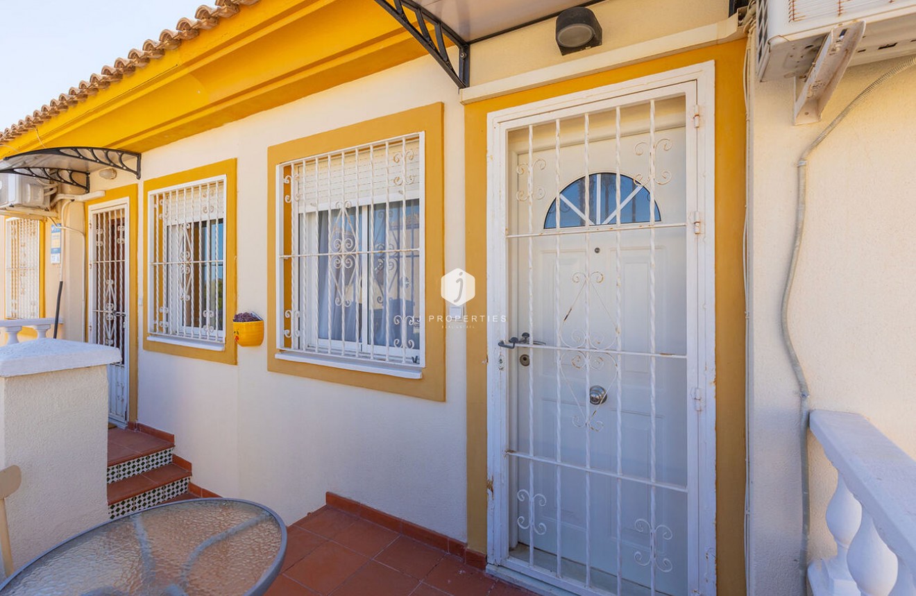 Aus zweiter Hand - Bungalow -
Orihuela Costa