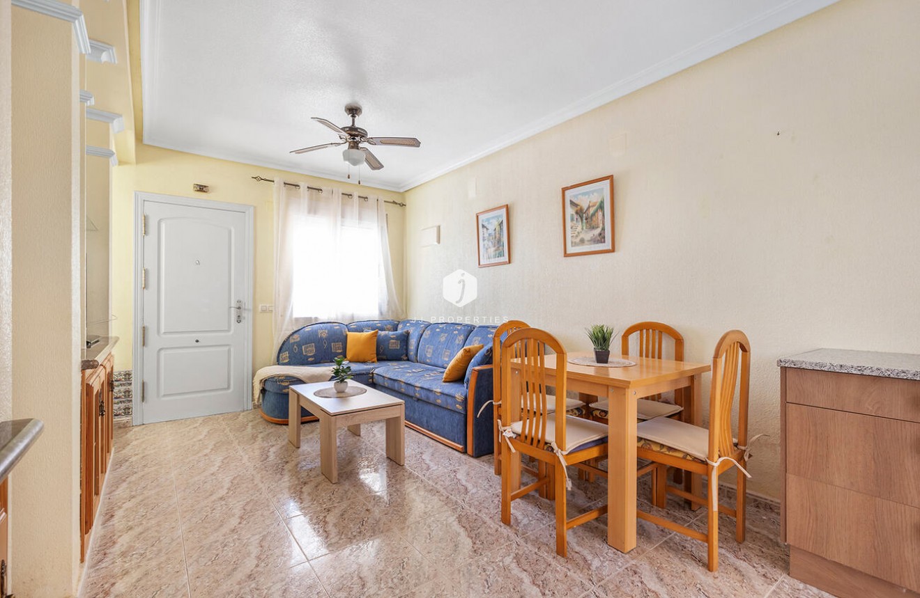 Aus zweiter Hand - Semi Detached Penthouse -
Orihuela Costa - Costa Blanca