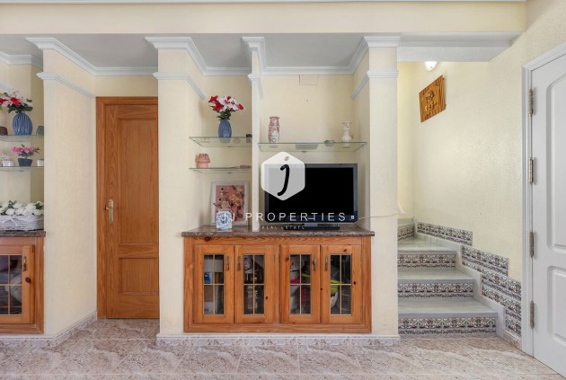 Aus zweiter Hand - Semi Detached Penthouse -
Orihuela Costa - Costa Blanca