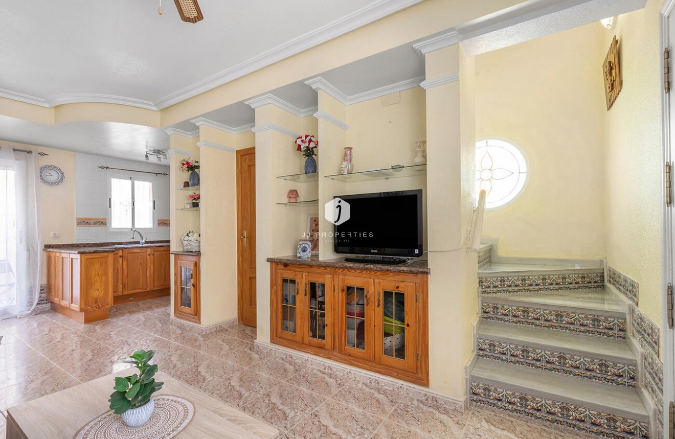 Aus zweiter Hand - Semi Detached Penthouse -
Orihuela Costa - Costa Blanca