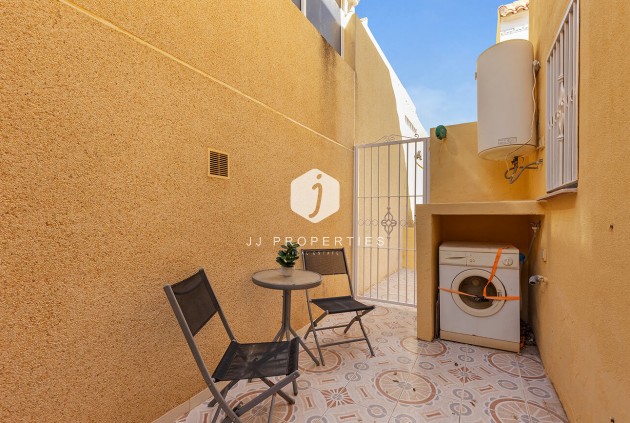 Aus zweiter Hand - Semi Detached Penthouse -
Orihuela Costa - Costa Blanca