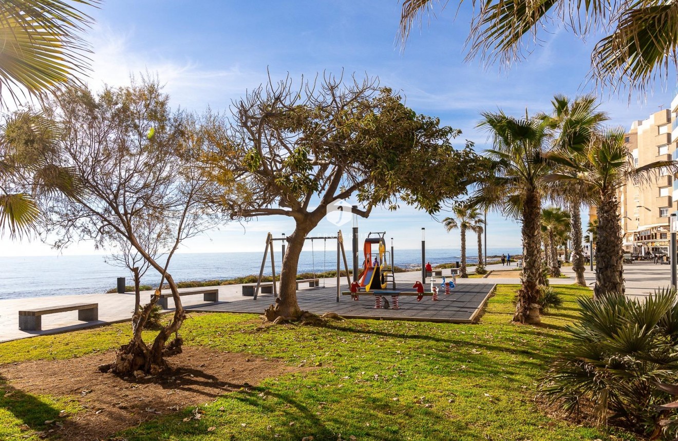 Tweedehands - Penthouse -
Torrevieja - Playa de los Locos