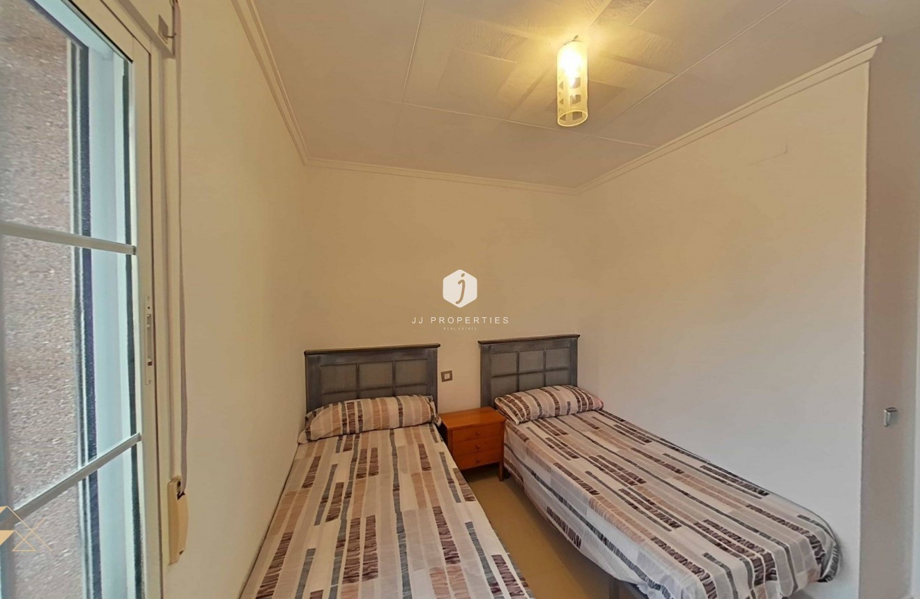 Aus zweiter Hand - Villa -
Torrevieja - San luis