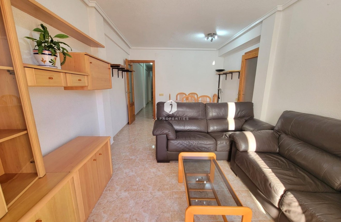 Aus zweiter Hand - Penthouse -
Torrevieja - Playa de los Locos
