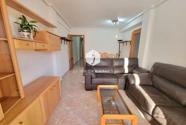 Aus zweiter Hand - Penthouse -
Torrevieja - Playa de los Locos