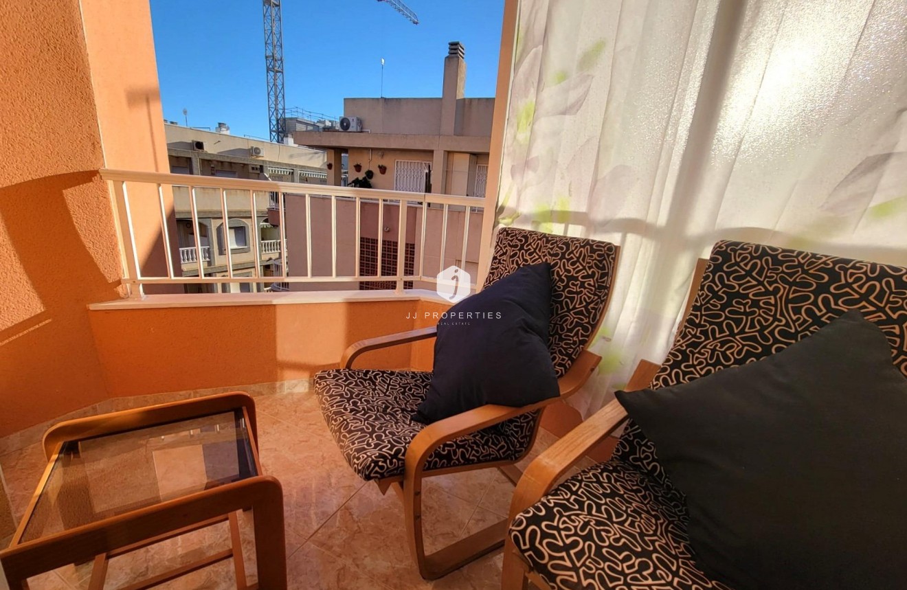 Aus zweiter Hand - Penthouse -
Torrevieja - Playa de los Locos