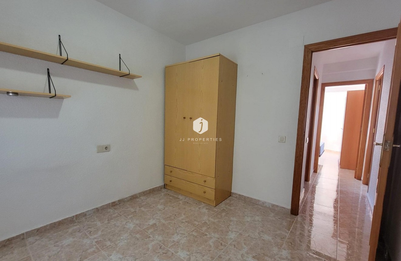 Aus zweiter Hand - Penthouse -
Torrevieja - Playa de los Locos