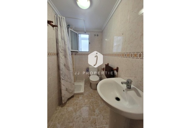 Aus zweiter Hand - Penthouse -
Torrevieja - Playa de los Locos