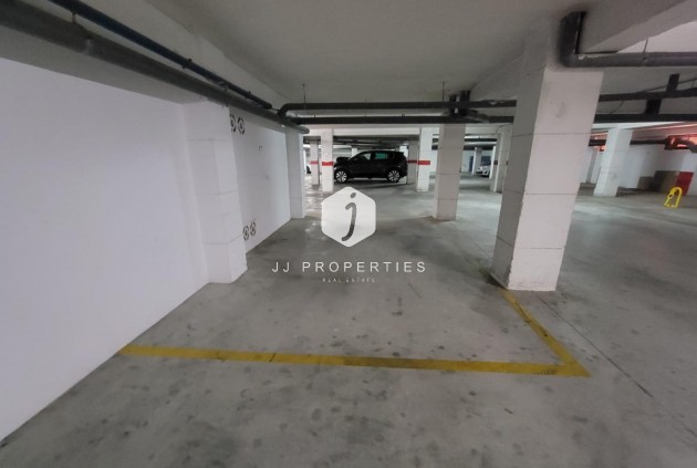 Aus zweiter Hand - Penthouse -
Torrevieja - Playa de los Locos