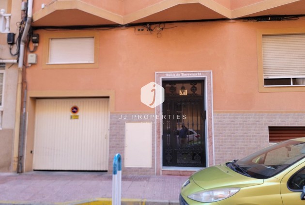 Aus zweiter Hand - Penthouse -
Torrevieja - Playa de los Locos