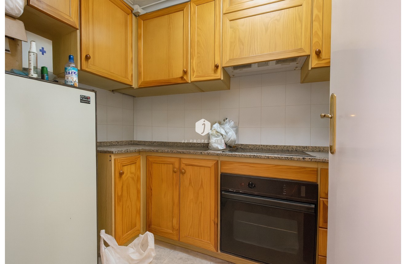 Z drugiej ręki - Mieszkanie w bloku -
Torrevieja - Costa Blanca