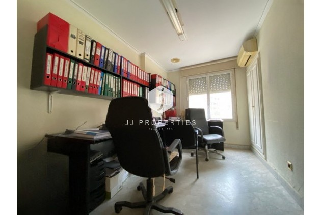 Z drugiej ręki - Mieszkanie w bloku -
Torrevieja - Costa Blanca