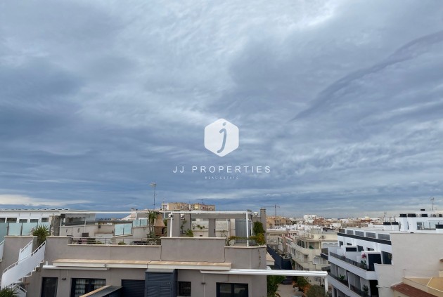 Z drugiej ręki - Daszek -
Torrevieja - Costa Blanca