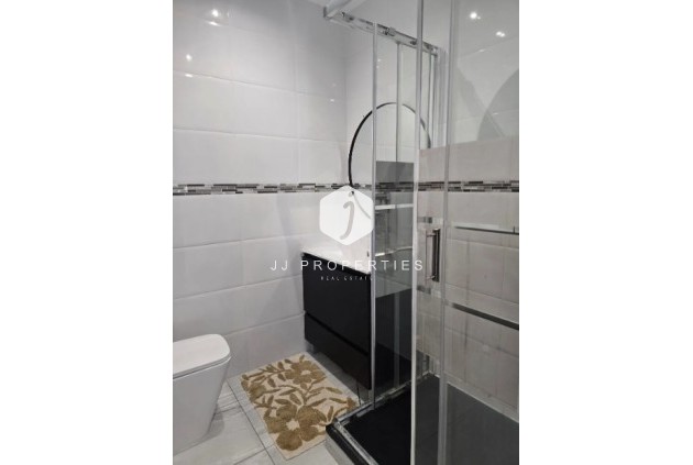 Segunda mano - Villa -
Rojales - Inland