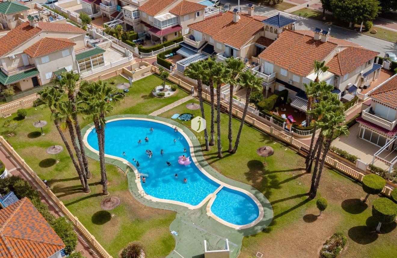 Tweedehands - Penthouse -
Orihuela Costa - La Zenia