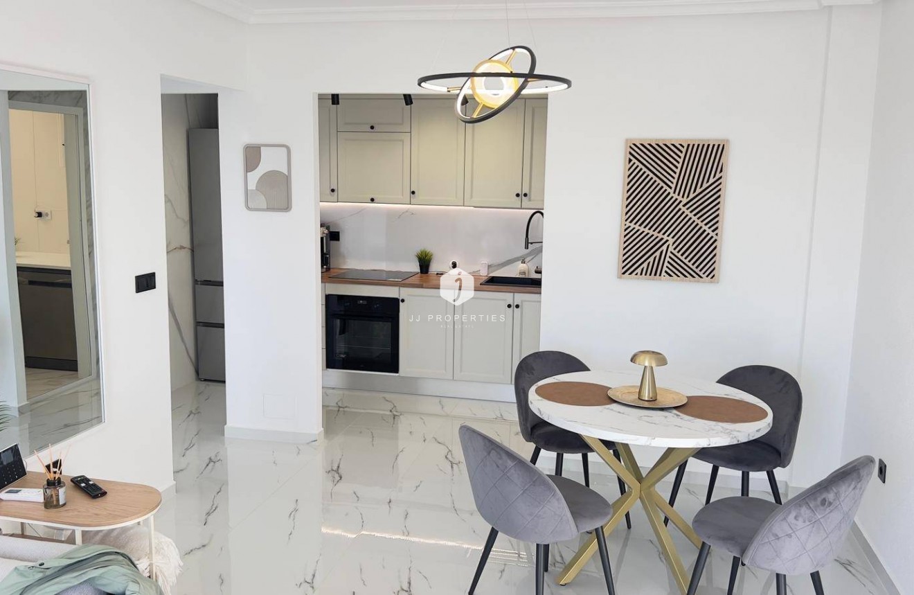 Tweedehands - Penthouse -
Orihuela Costa - La Zenia