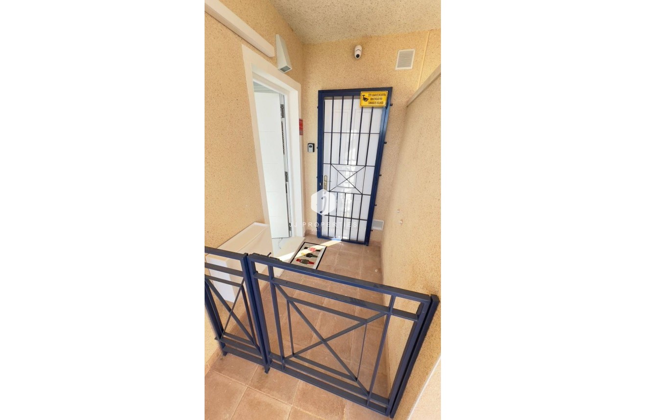 Tweedehands - Penthouse -
Orihuela Costa - La Zenia