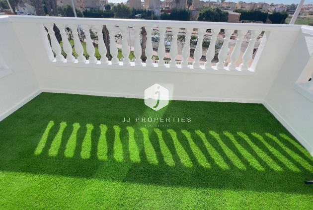 Tweedehands - Penthouse -
Orihuela Costa - La Zenia