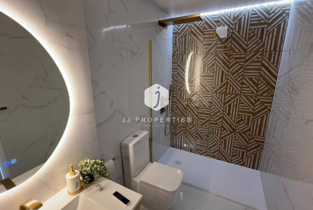 Tweedehands - Penthouse -
Orihuela Costa - La Zenia