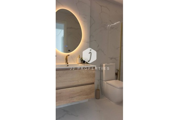 Tweedehands - Penthouse -
Orihuela Costa - La Zenia