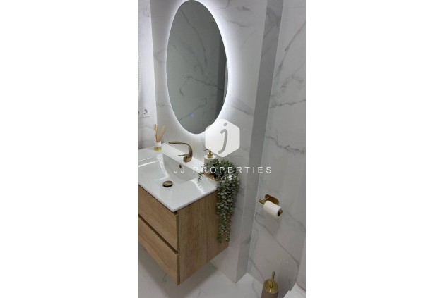 Tweedehands - Penthouse -
Orihuela Costa - La Zenia