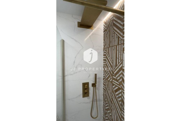 Tweedehands - Penthouse -
Orihuela Costa - La Zenia