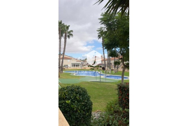 Tweedehands - Penthouse -
Orihuela Costa - La Zenia