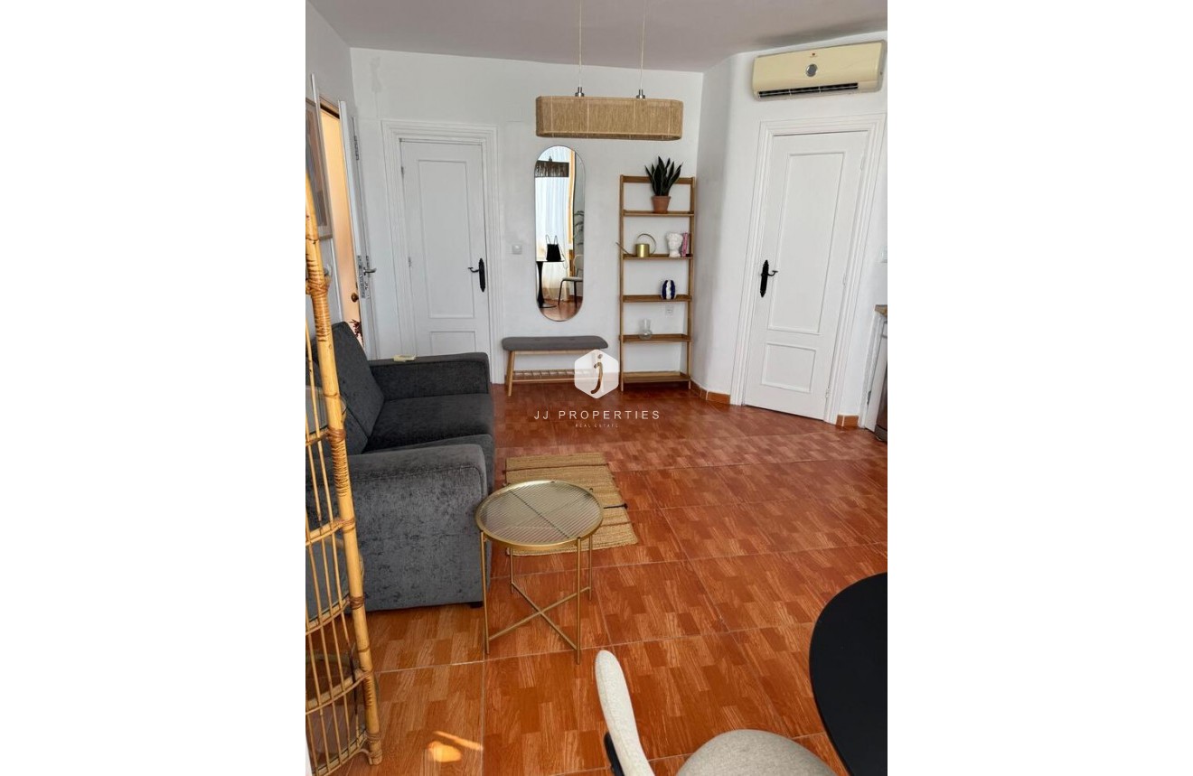 Z drugiej ręki - Bungalow Penthouse -
Torrevieja - Punta prima