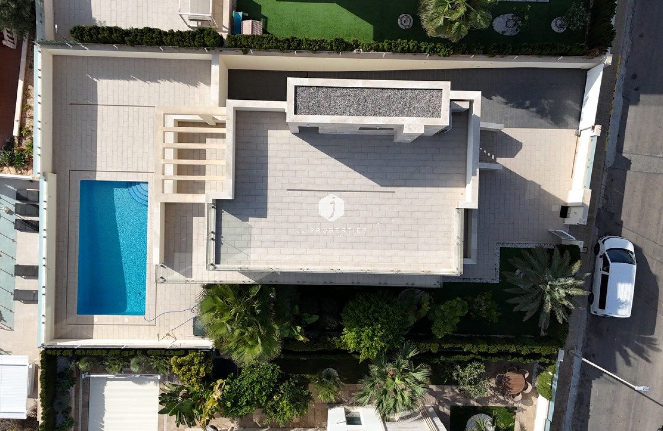 Segunda mano - Villa -
La Zenia - Costa Blanca