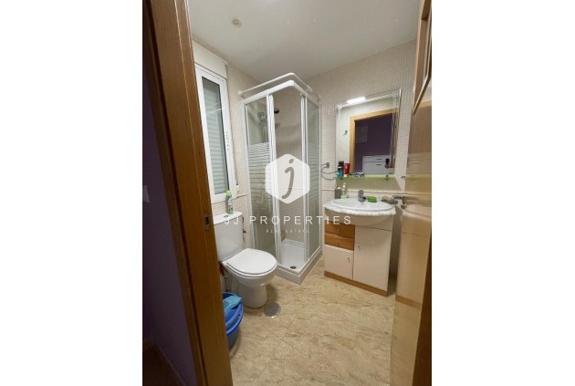 Z drugiej ręki - Mieszkanie w bloku -
Campoamor - Costa Blanca