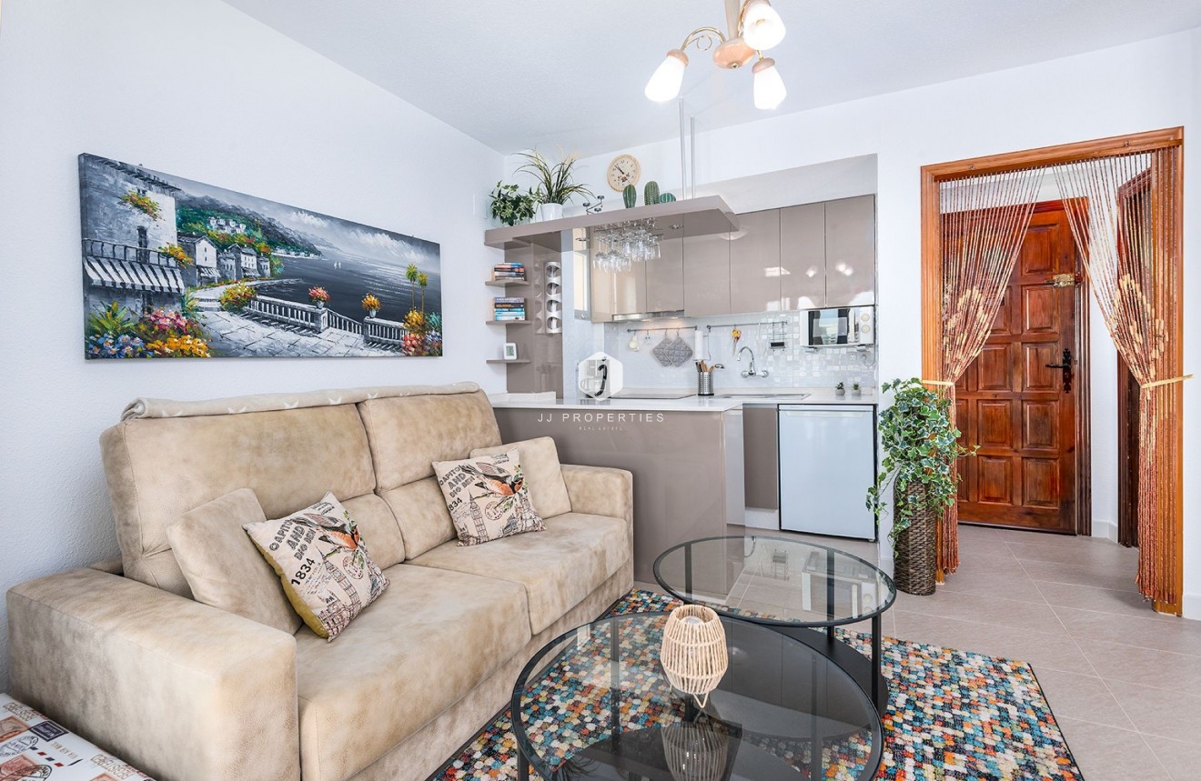 Z drugiej ręki - Mieszkanie w bloku -
Torrevieja - Costa Blanca