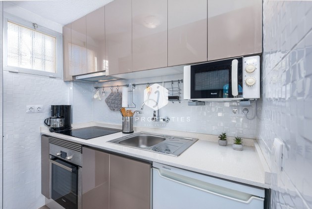 Z drugiej ręki - Mieszkanie w bloku -
Torrevieja - Costa Blanca