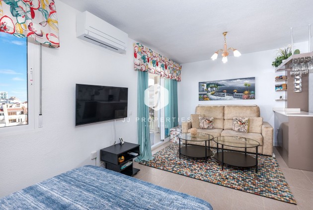 Z drugiej ręki - Mieszkanie w bloku -
Torrevieja - Costa Blanca