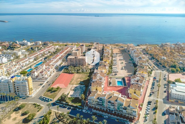 Z drugiej ręki - Mieszkanie w bloku -
Torrevieja - Costa Blanca