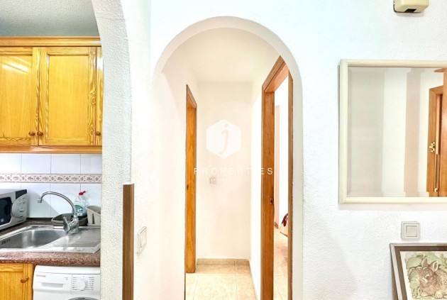 Z drugiej ręki - Mieszkanie w bloku -
Torrevieja - Centro