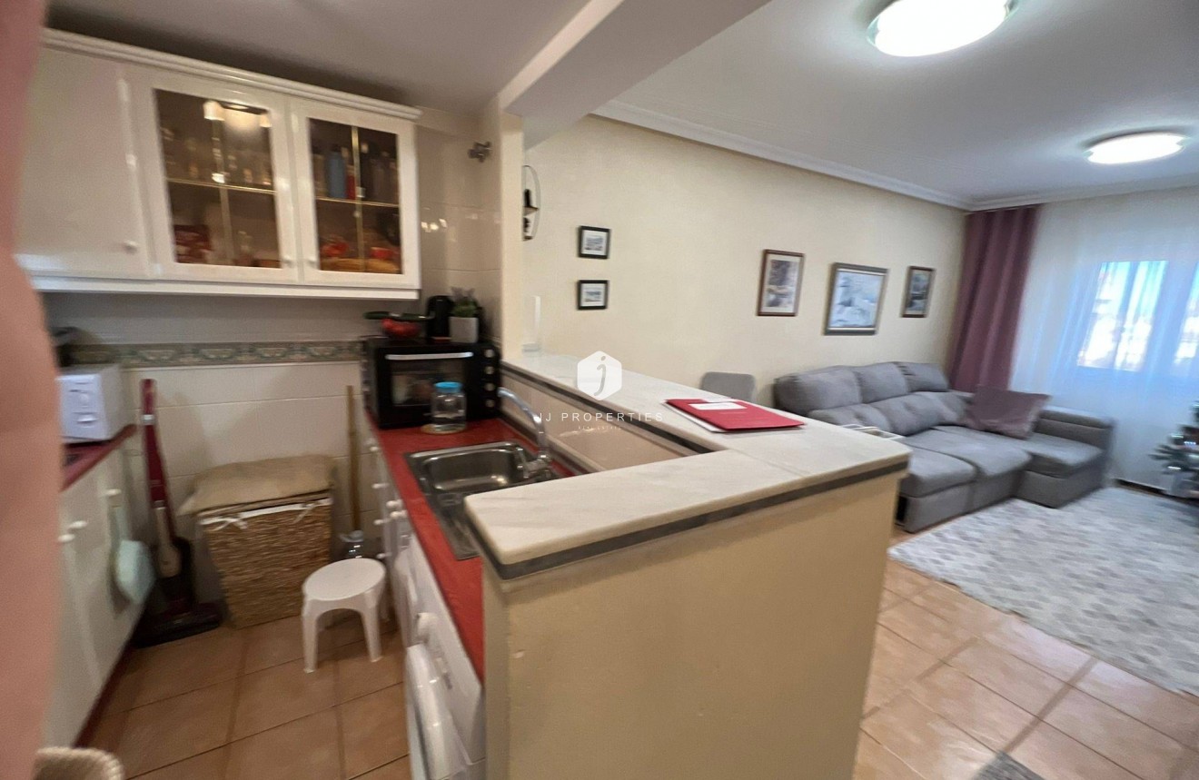 Segunda mano - Apartamento / piso -
Torrevieja - aguas nuevas