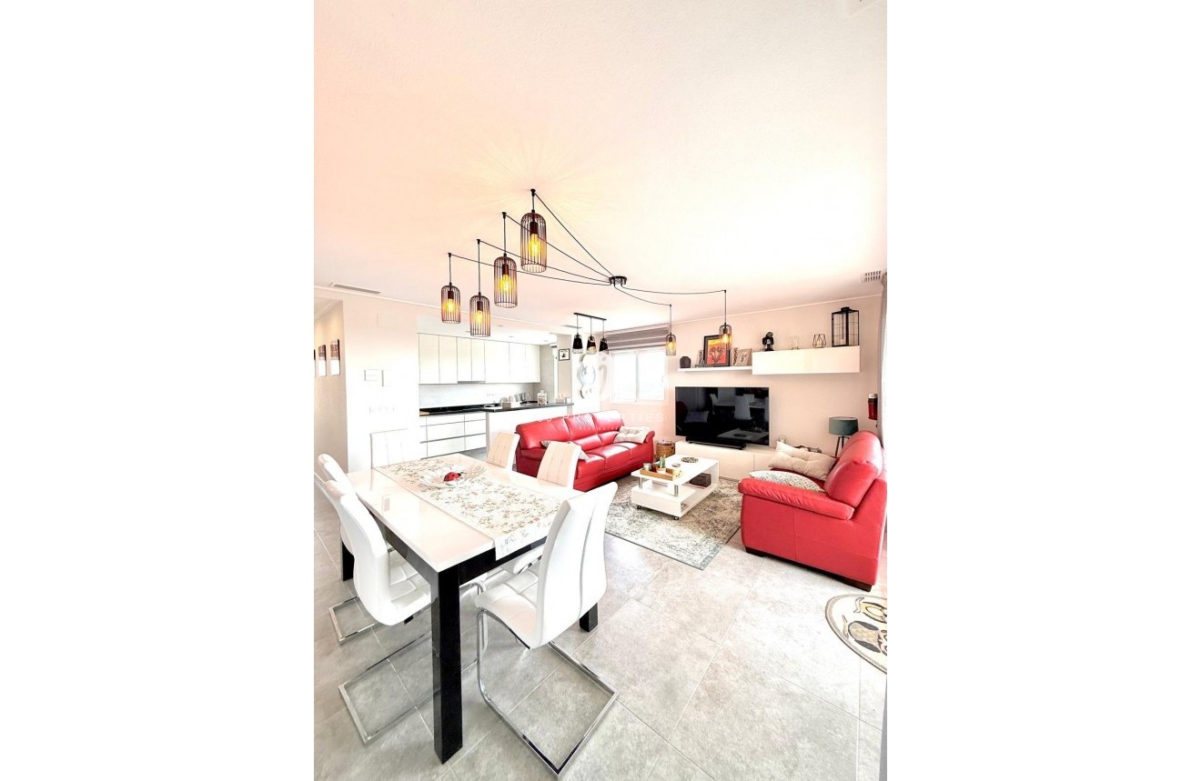 Tweedehands - Appartement / flat -
Orihuela Costa - Villamartín-las Filipinas