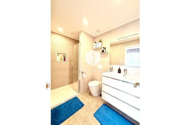 Tweedehands - Appartement / flat -
Orihuela Costa - Villamartín-las Filipinas