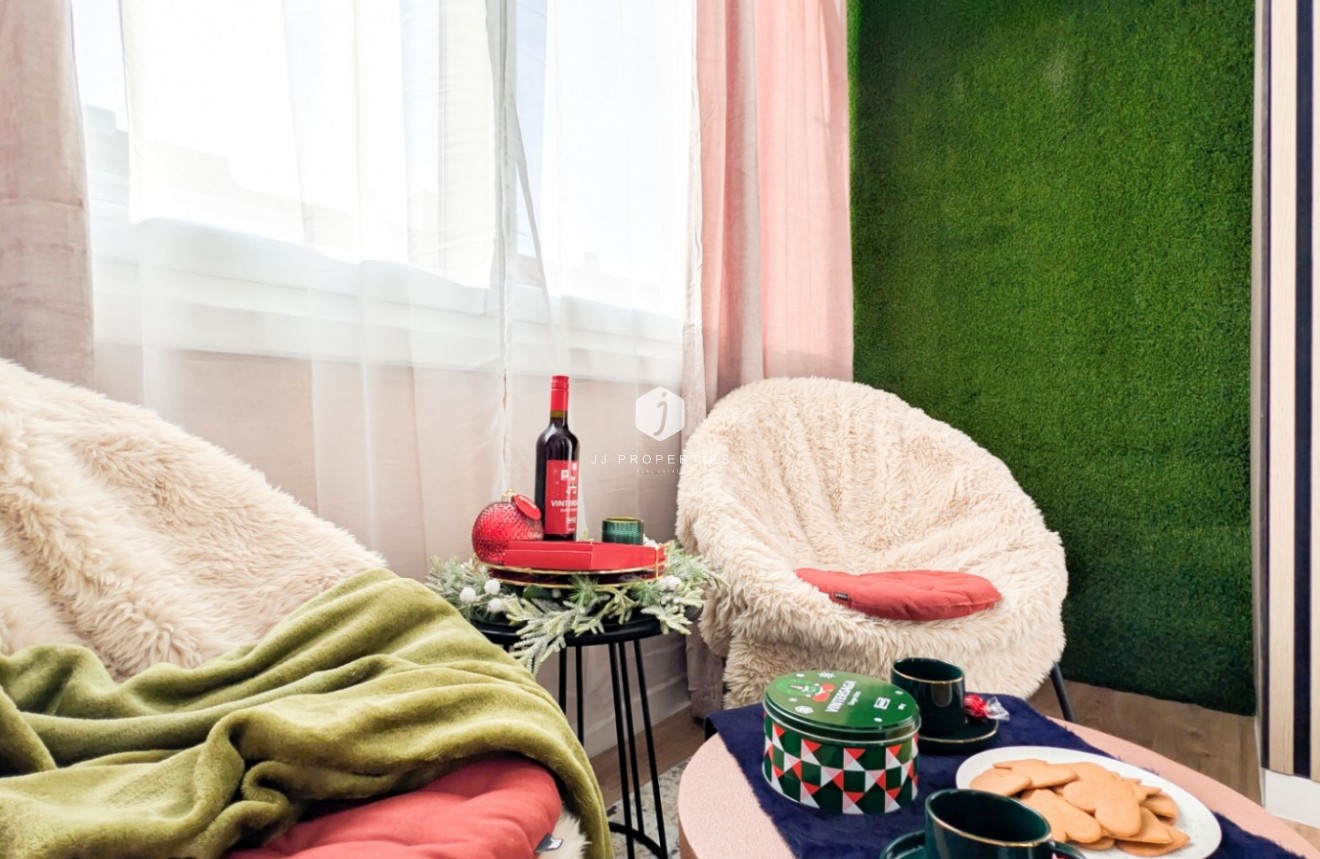 Resale - Apartment / flat -
Torrevieja - Costa Blanca